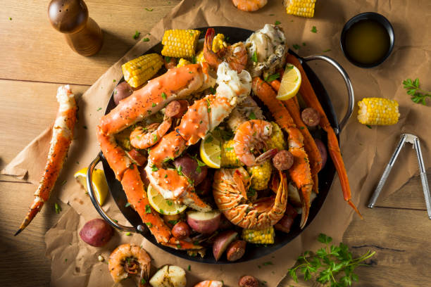 Where Can I Read Reviews of Seafood Restaurants in Lakewood, Colorado? 